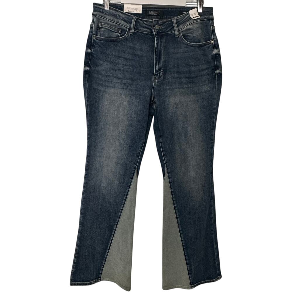 NWT Judy Blue Mid Rise Flare Jeans Contrast Panel Bell Bottoms Size 14W - Picture 2 of 16